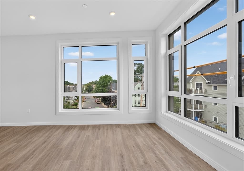 13 Warwick St # 302, Somerville MA 02144 photo 20