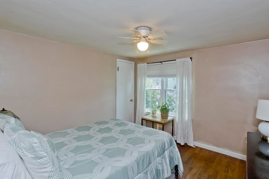 135 Prentice, Springfield MA 01104 photo 12