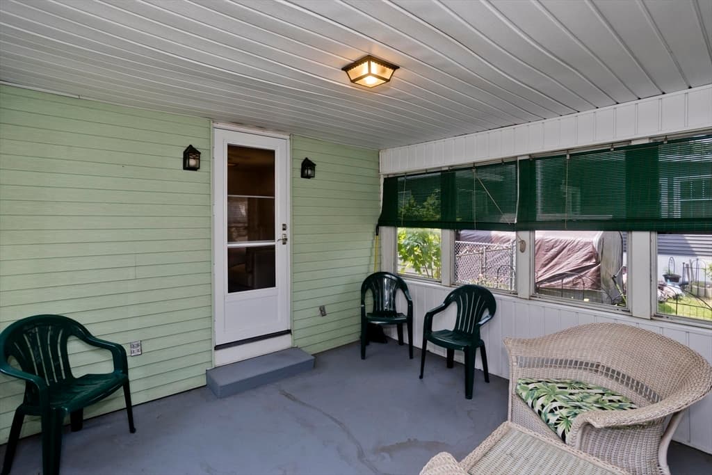 135 Prentice, Springfield MA 01104 photo 24