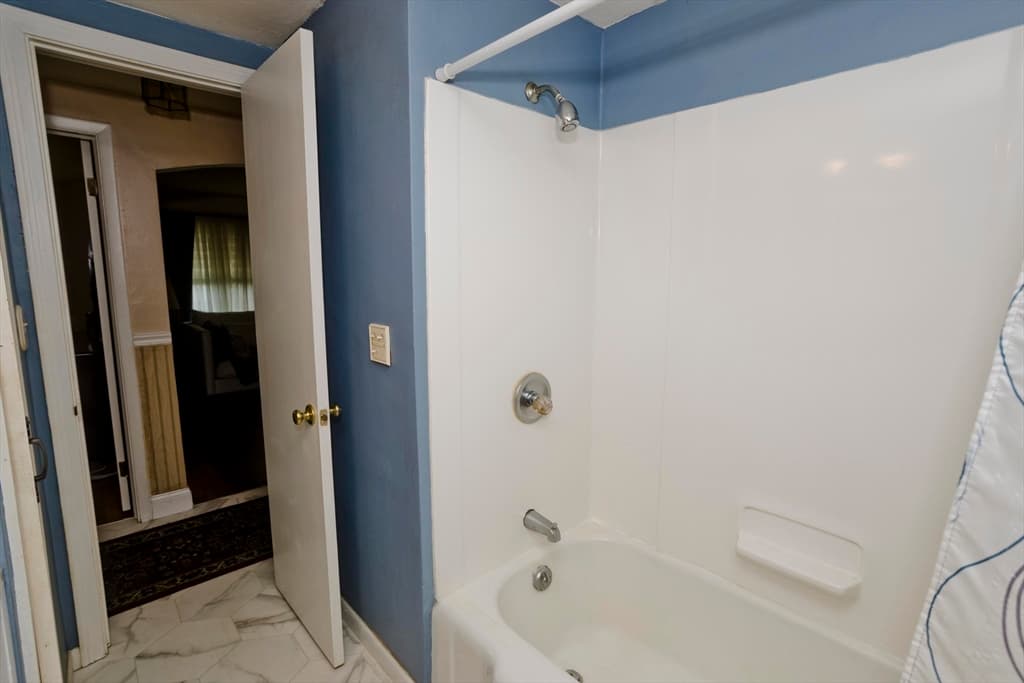 135 Prentice, Springfield MA 01104 photo 21