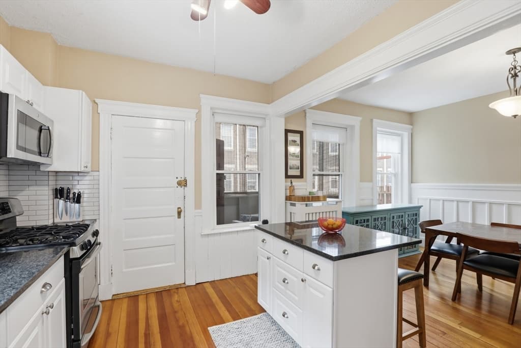 1896 Beacon St, Brookline MA 02445 photo 17