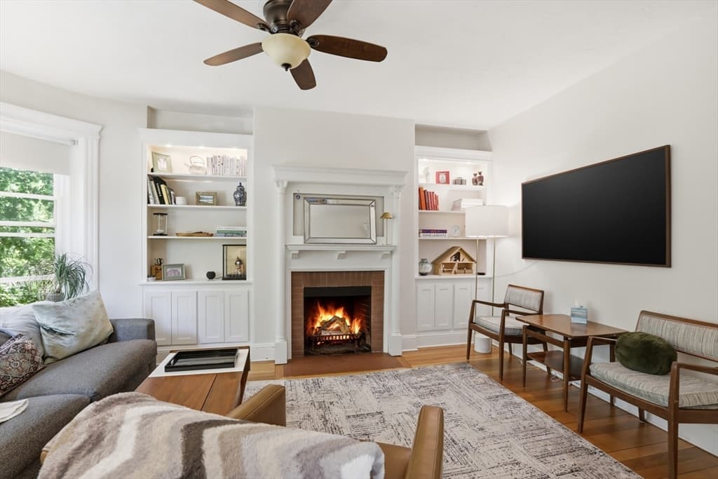 1896 Beacon St, Brookline MA 02445 photo 3