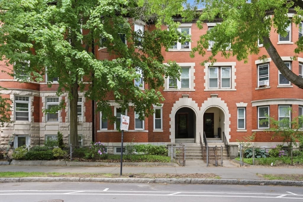1896 Beacon St, Brookline MA 02445 photo 24