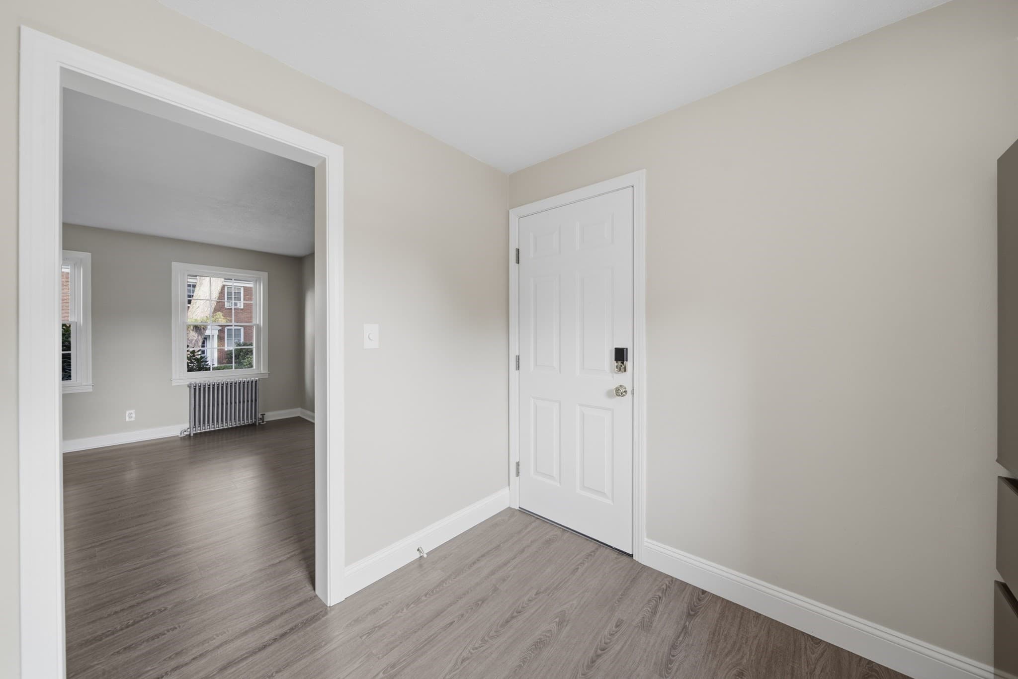 Condominium at 1582 Memorial Ave # 1B, West Springfield MA 01089, photo 4 of 27