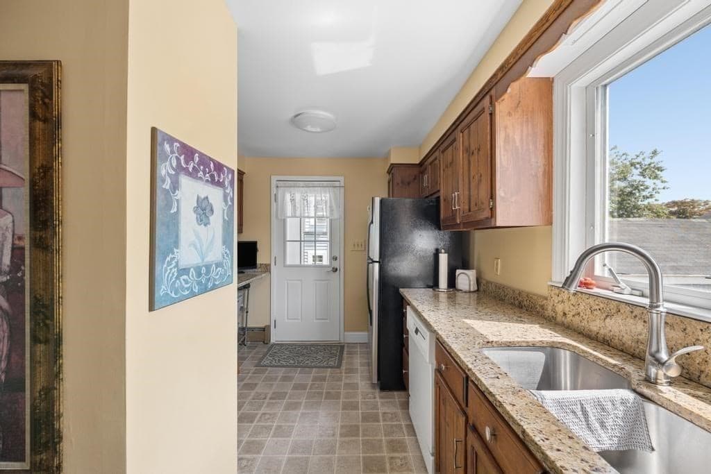 301 Westhill Avenue, Somerset MA 02726 photo 27