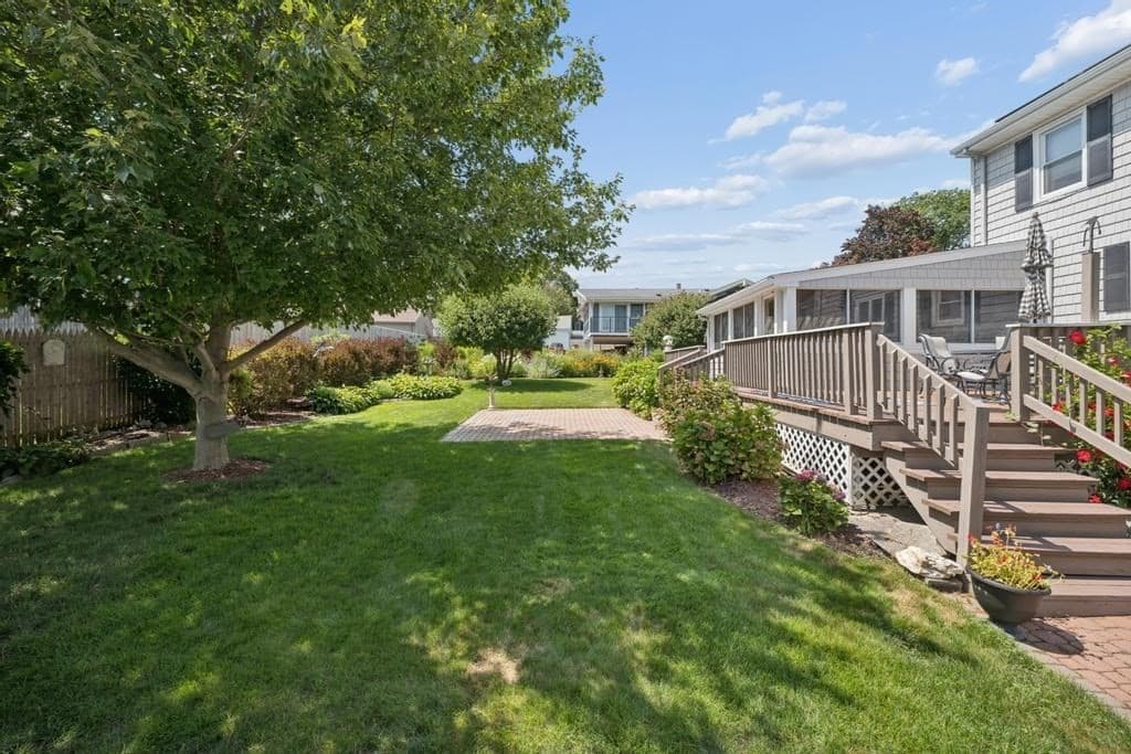 301 Westhill Avenue, Somerset MA 02726 photo 9