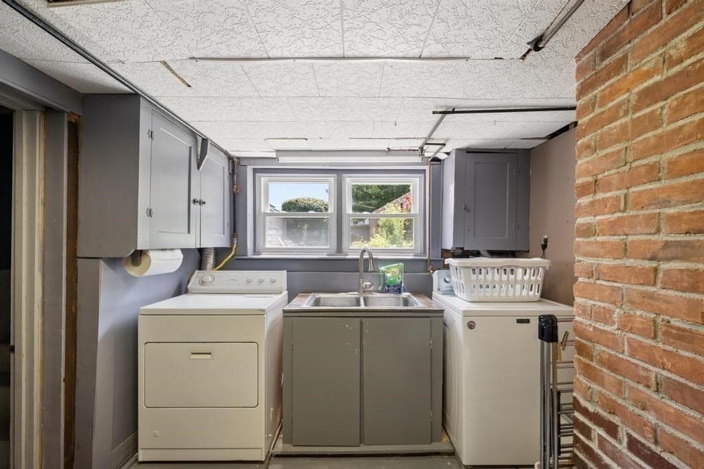 301 Westhill Avenue, Somerset MA 02726 photo 37