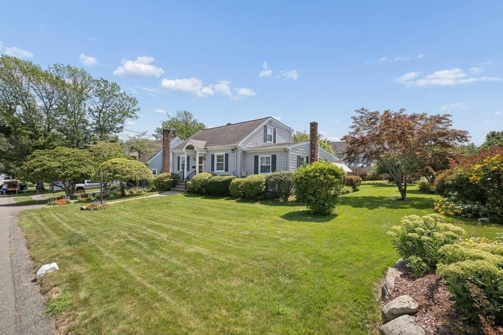 301 Westhill Avenue, Somerset MA 02726 photo 8