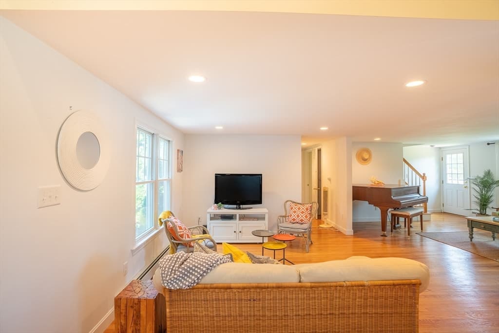 1 Bayberry Rd, Yarmouth MA 02673 photo 9