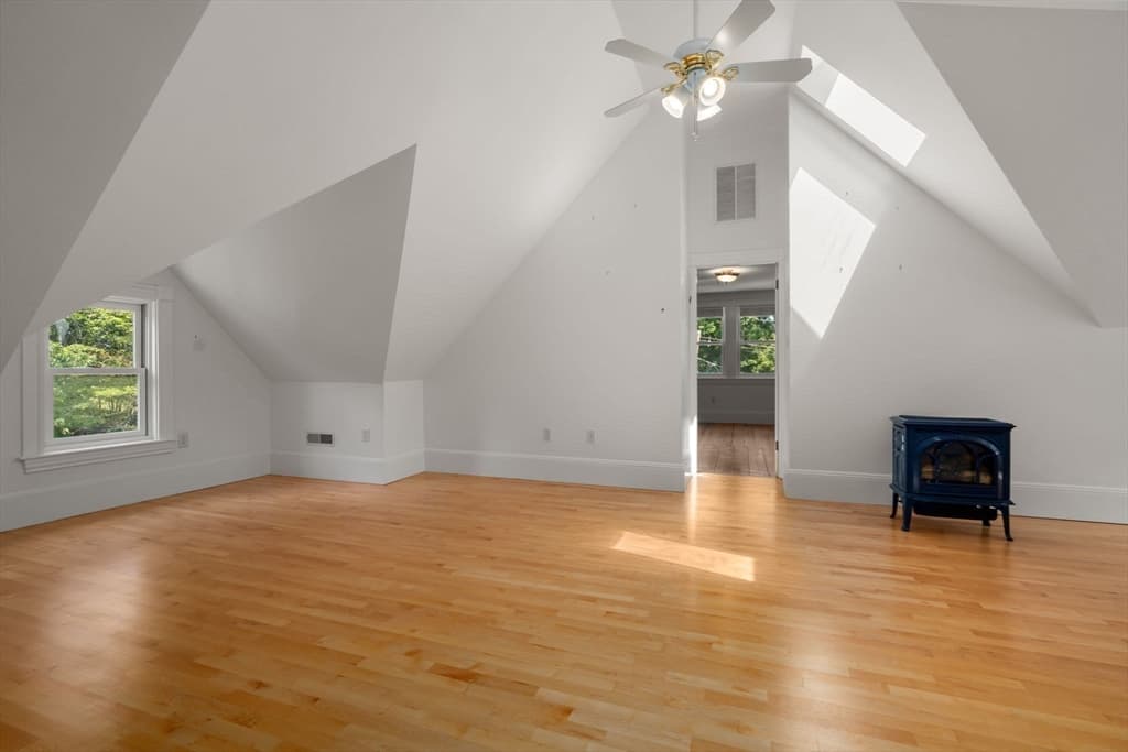 302 Concord Road, Weston MA 02493 photo 31