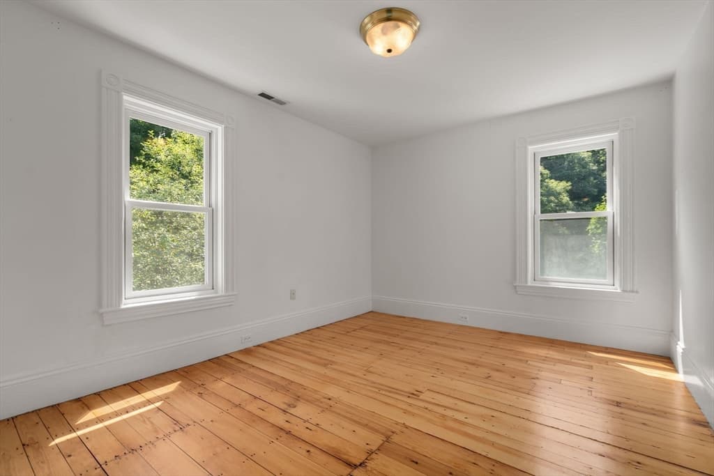 302 Concord Road, Weston MA 02493 photo 29