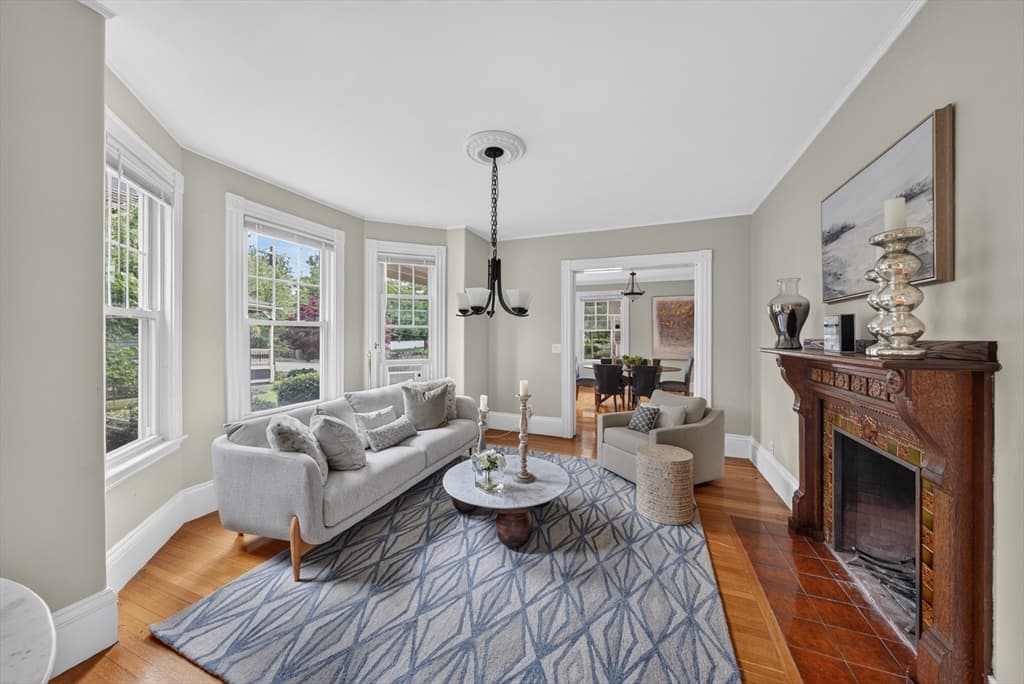41 Maple St, Stoneham MA 02180 photo 6