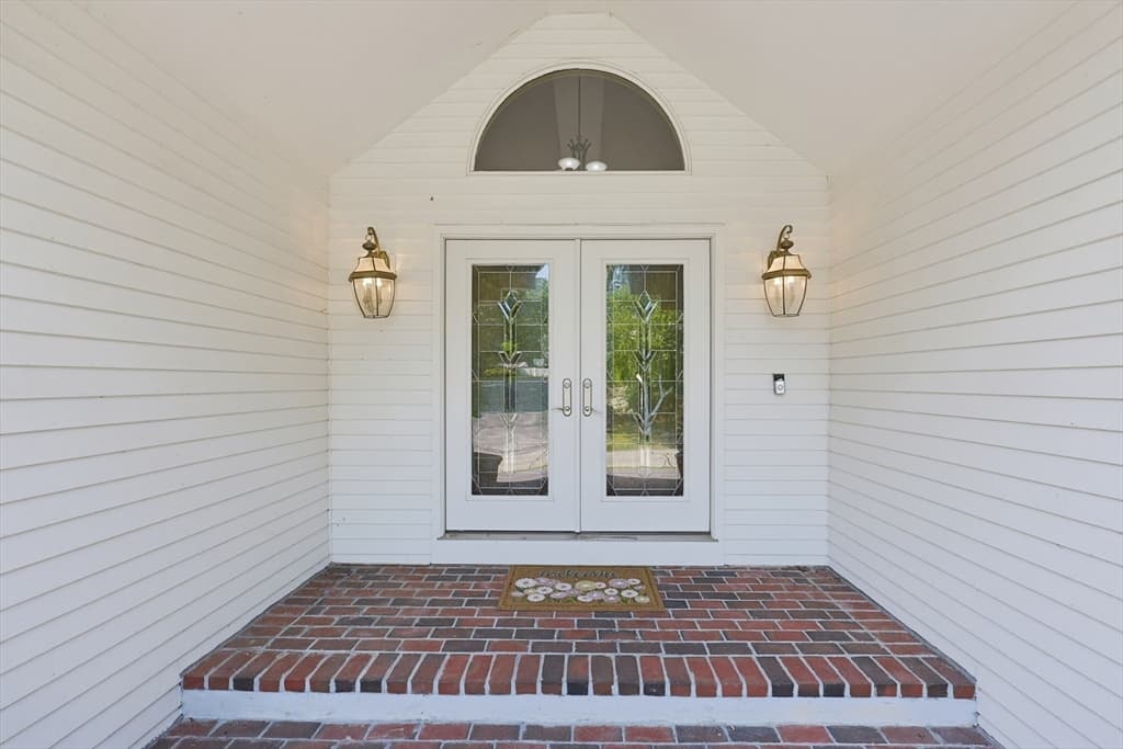 250 Palisades Cir, Stoughton MA 02072 photo 3