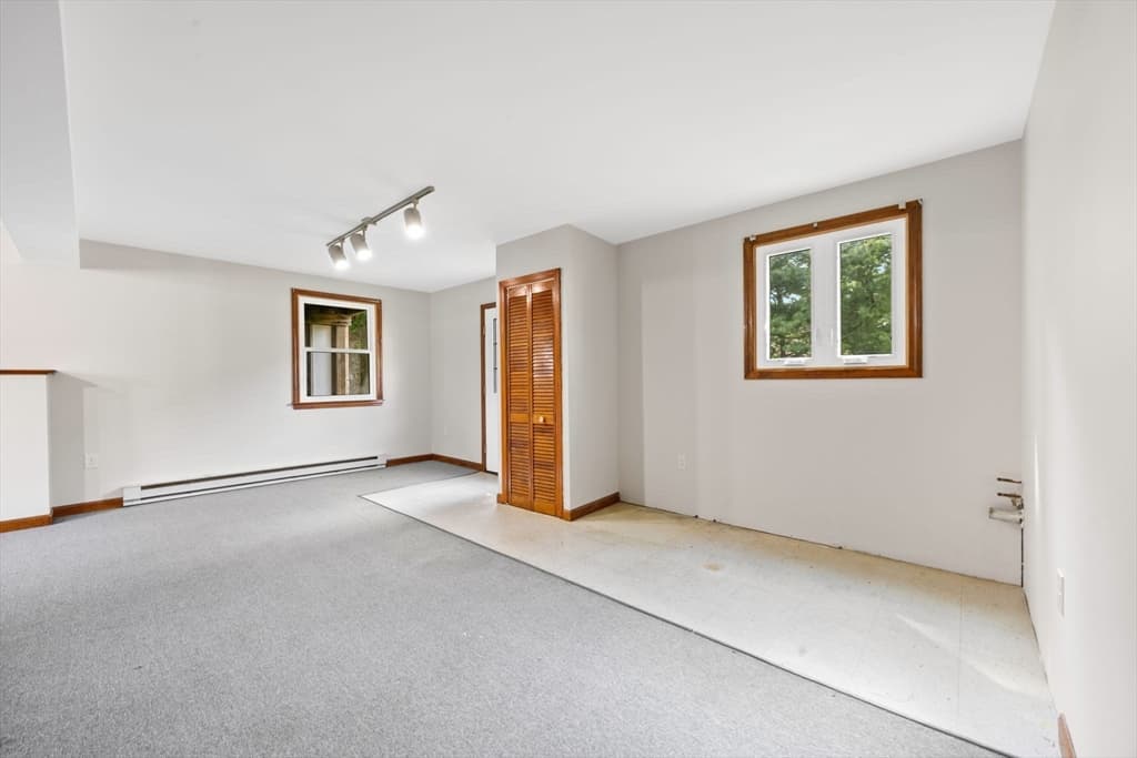 80 Kilby St, Woburn MA 01801 photo 13