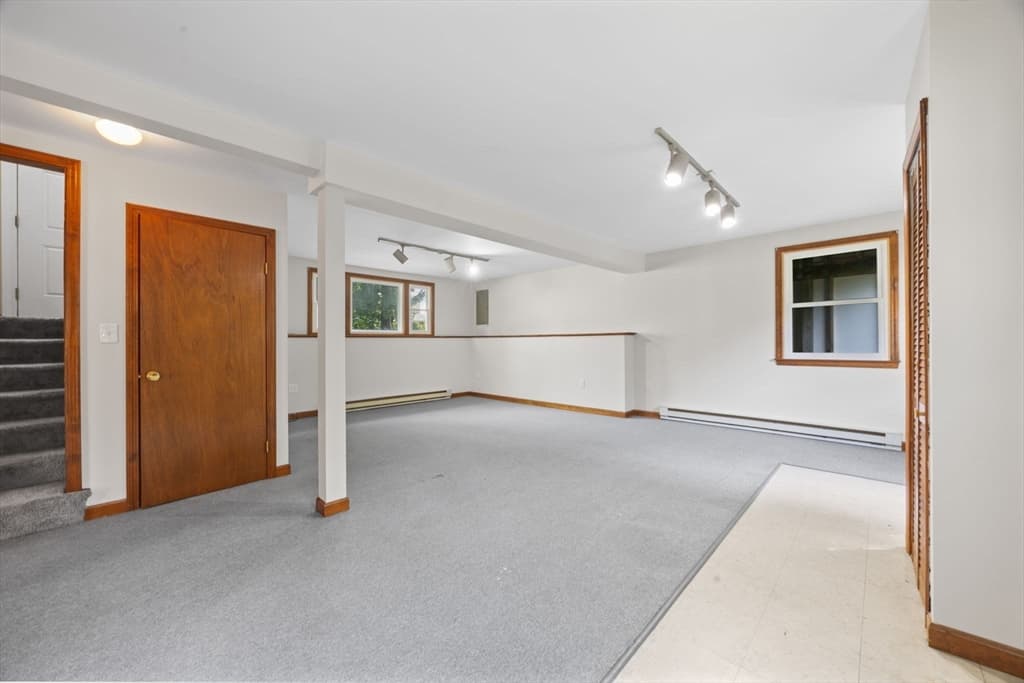 80 Kilby St, Woburn MA 01801 photo 14
