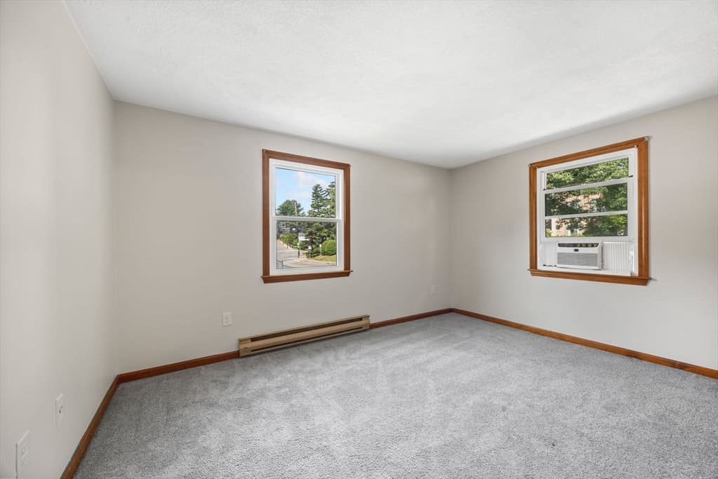 80 Kilby St, Woburn MA 01801 photo 11