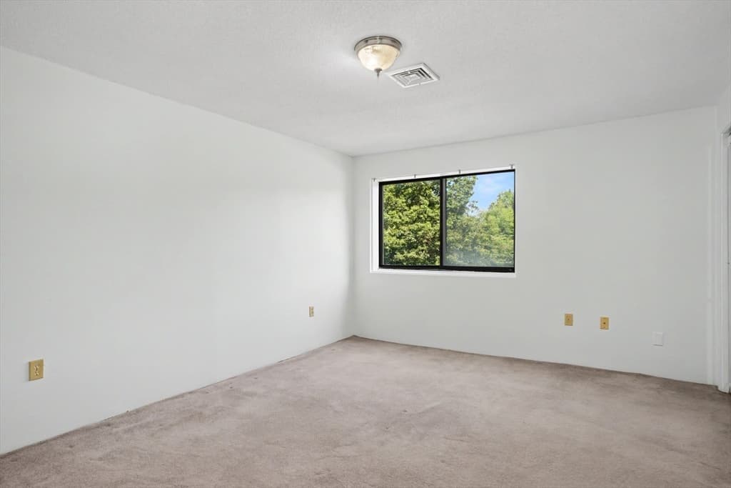 181 Littleton Rd # 211, Chelmsford MA 01824 photo 16
