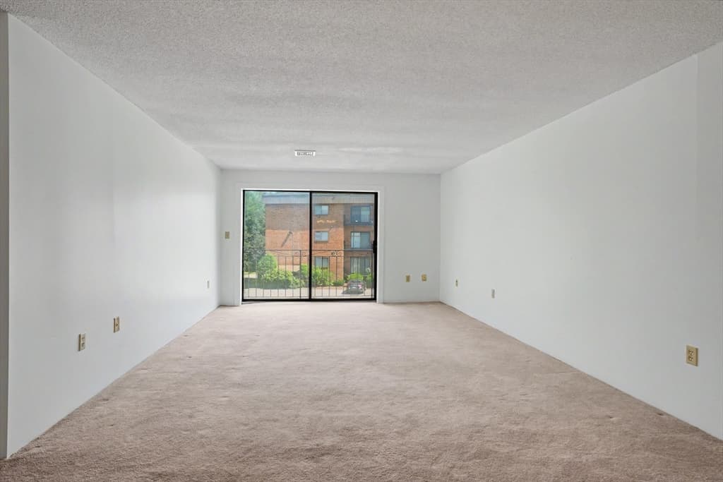 181 Littleton Rd # 211, Chelmsford MA 01824 photo 7