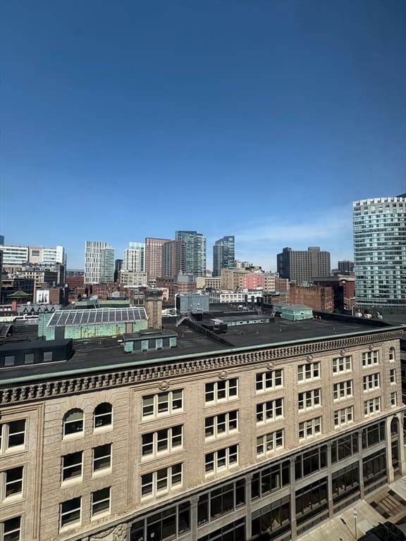 186 Lincoln St # 9, Boston MA 02111 photo 11