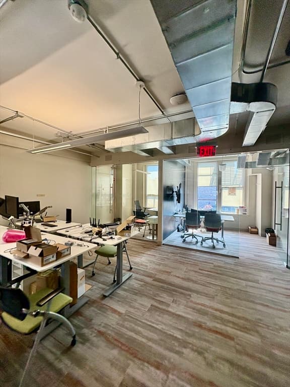 186 Lincoln St # 9, Boston MA 02111 photo 19