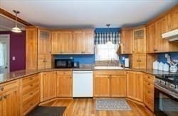 8 Highland St, Peabody MA 01960 photo 7