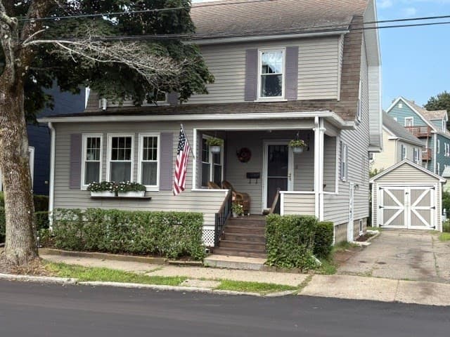8 Highland St, Peabody MA 01960