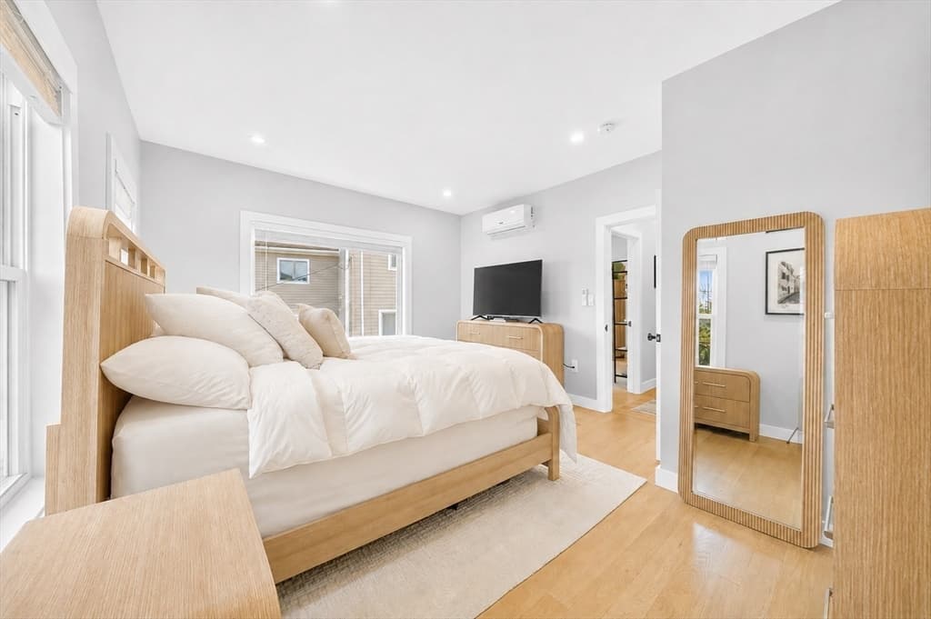 12 Sewall Ave # 2B, Winthrop MA 02152 photo 17