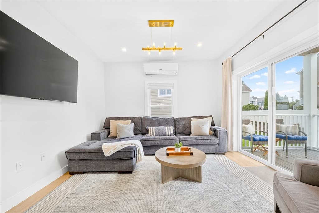 12 Sewall Ave # 2B, Winthrop MA 02152 photo 7