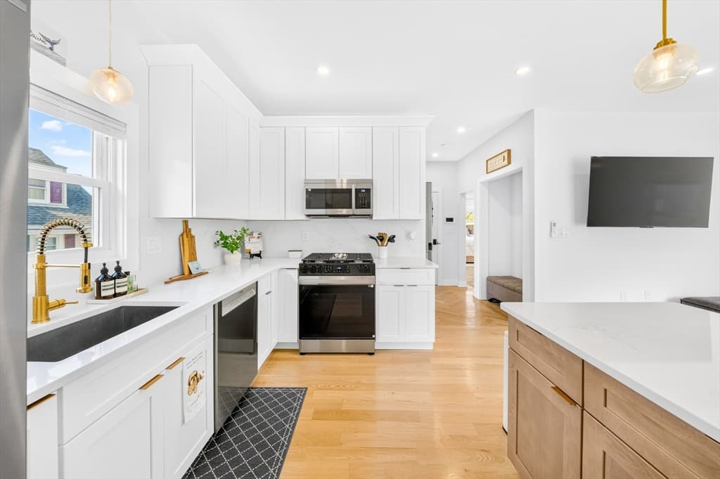 12 Sewall Ave # 2B, Winthrop MA 02152 photo 5