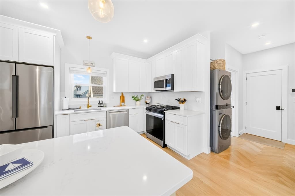 12 Sewall Ave # 2B, Winthrop MA 02152 photo 4