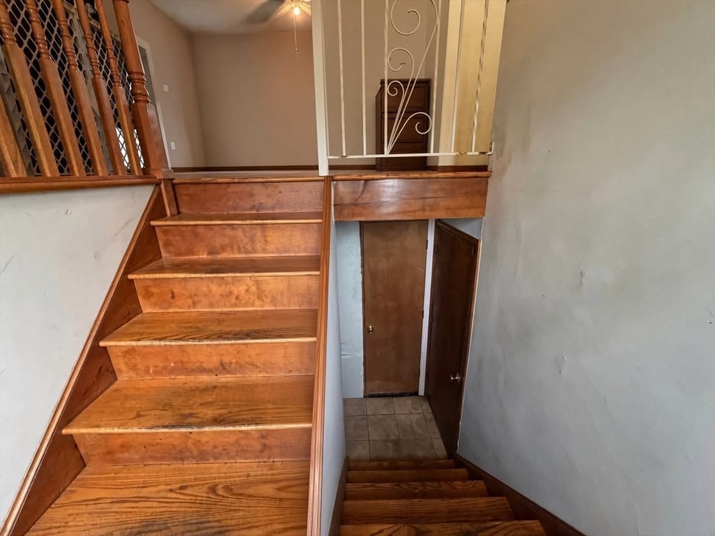24 Crestshire Drive, Lawrence MA 01843 photo 16
