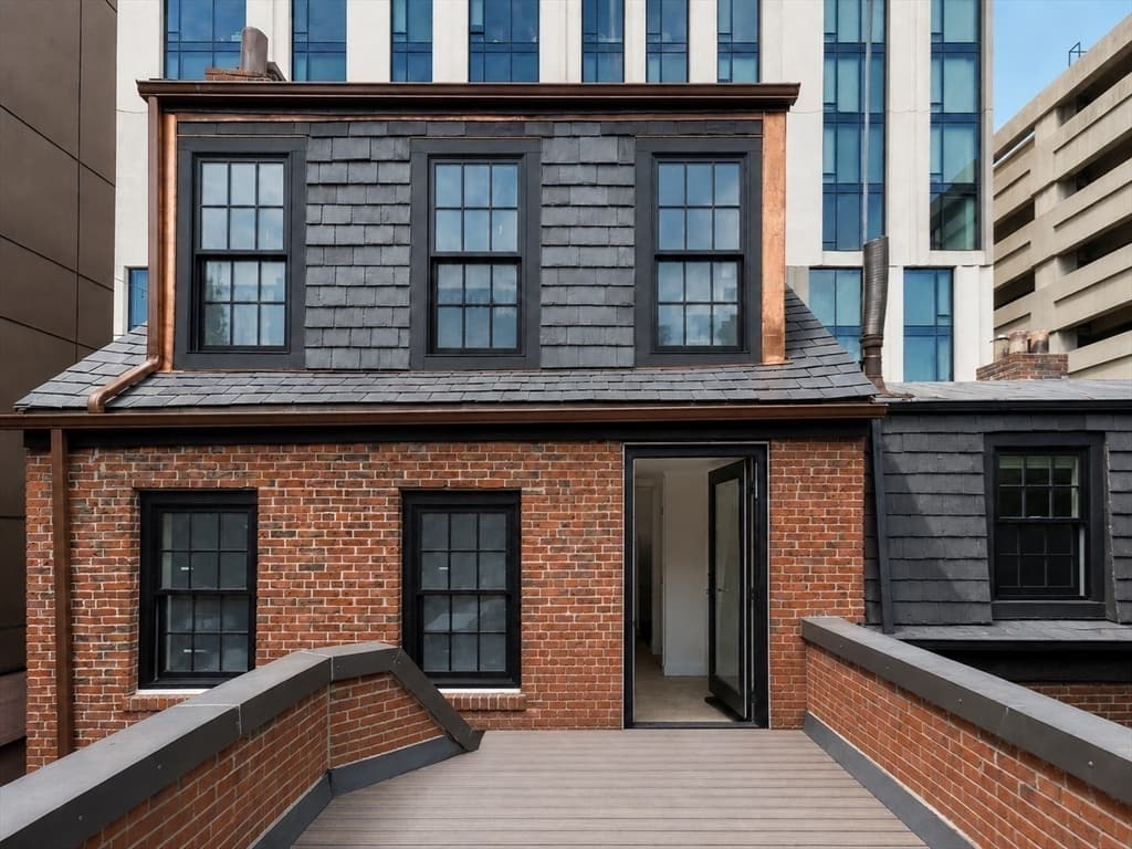 20 Shawmut St, Boston MA 02116 photo 3