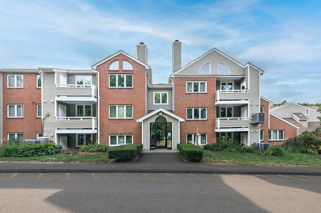 30 Chapman # 203, Weymouth MA 02189 photo 2