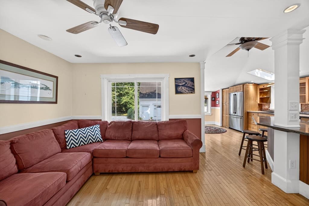 Single Family Residence at 658 Main St, Harwich MA 02645, Harwich, photo 12 of 42