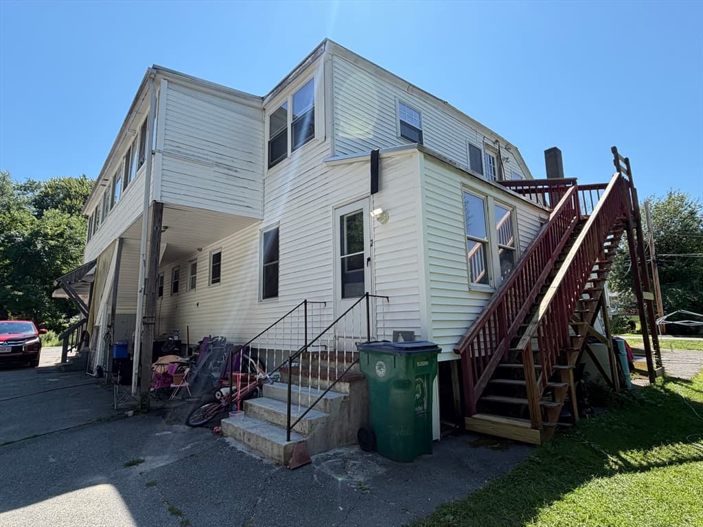 500 Beech St, Fitchburg MA 01420 photo 4