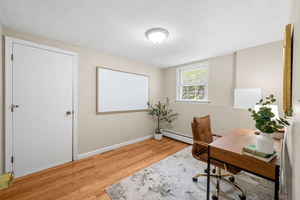21 Freeport Dr, Burlington MA 01803 photo 32