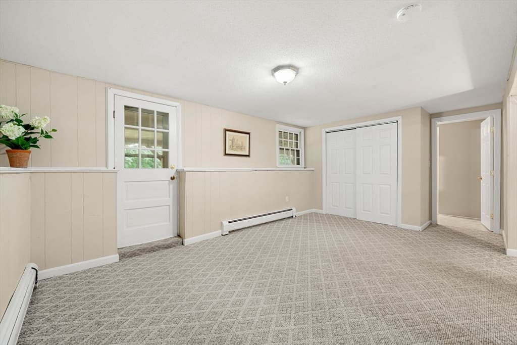 21 Freeport Dr, Burlington MA 01803 photo 33