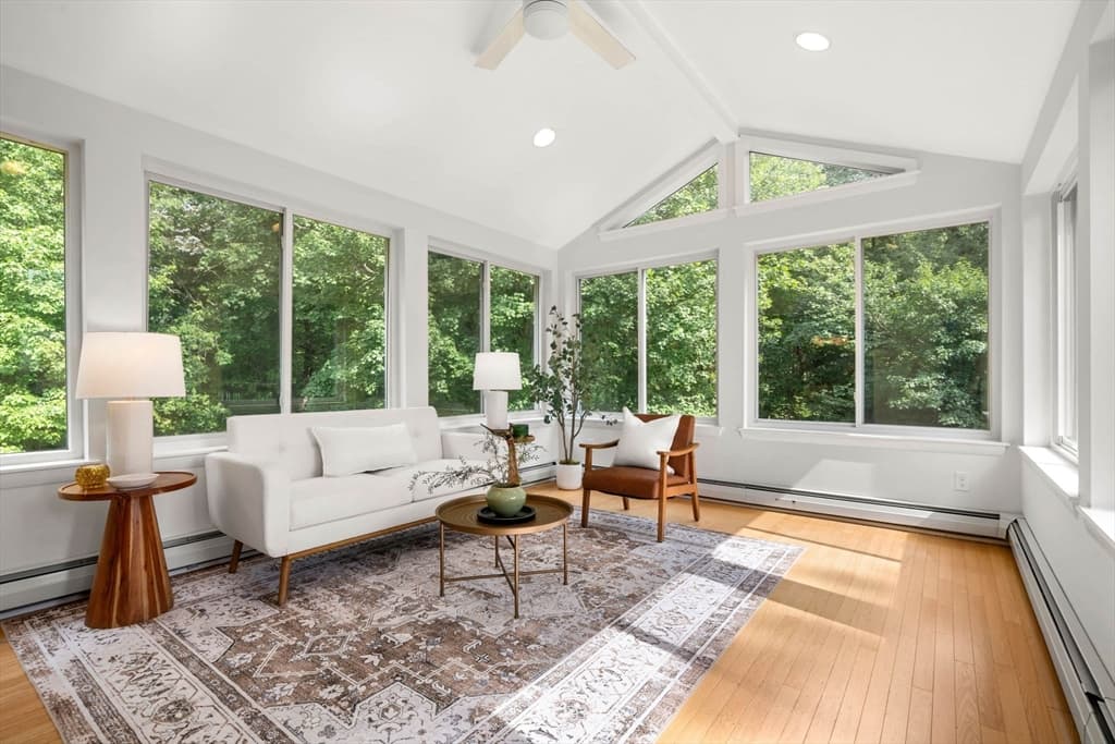 21 Freeport Dr, Burlington MA 01803 photo 14