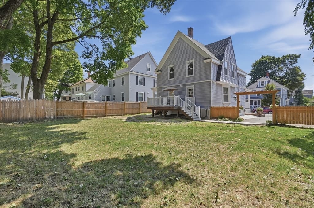 46 Sheridan St, Haverhill MA 01830 photo 32