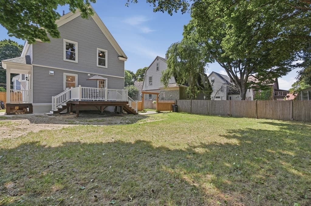 46 Sheridan St, Haverhill MA 01830 photo 33