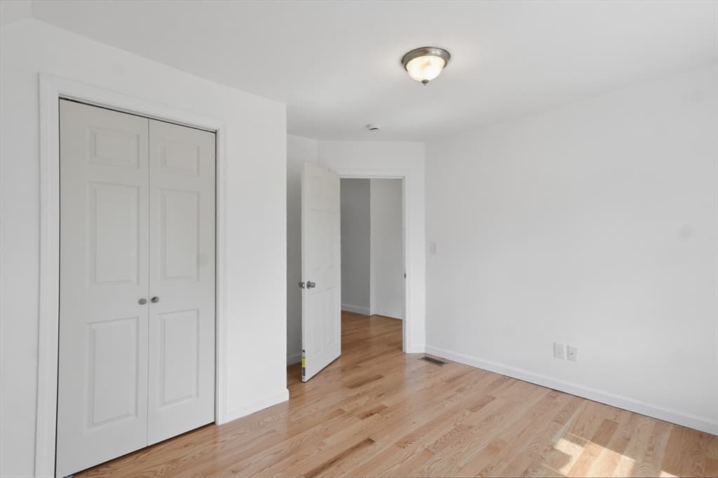 46 Sheridan St, Haverhill MA 01830 photo 21