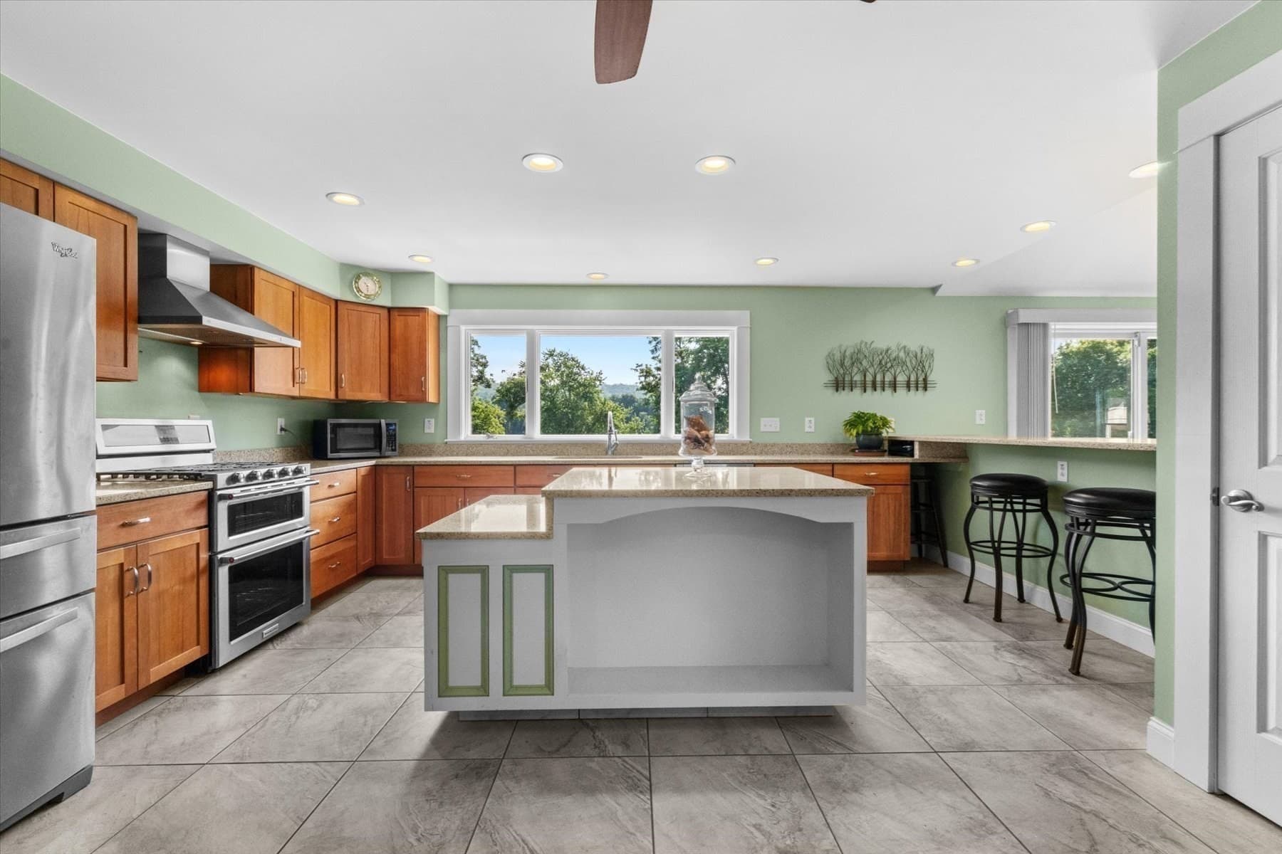 Single Family Residence at 136 Main St, Hatfield MA 01038, photo 5 of 41