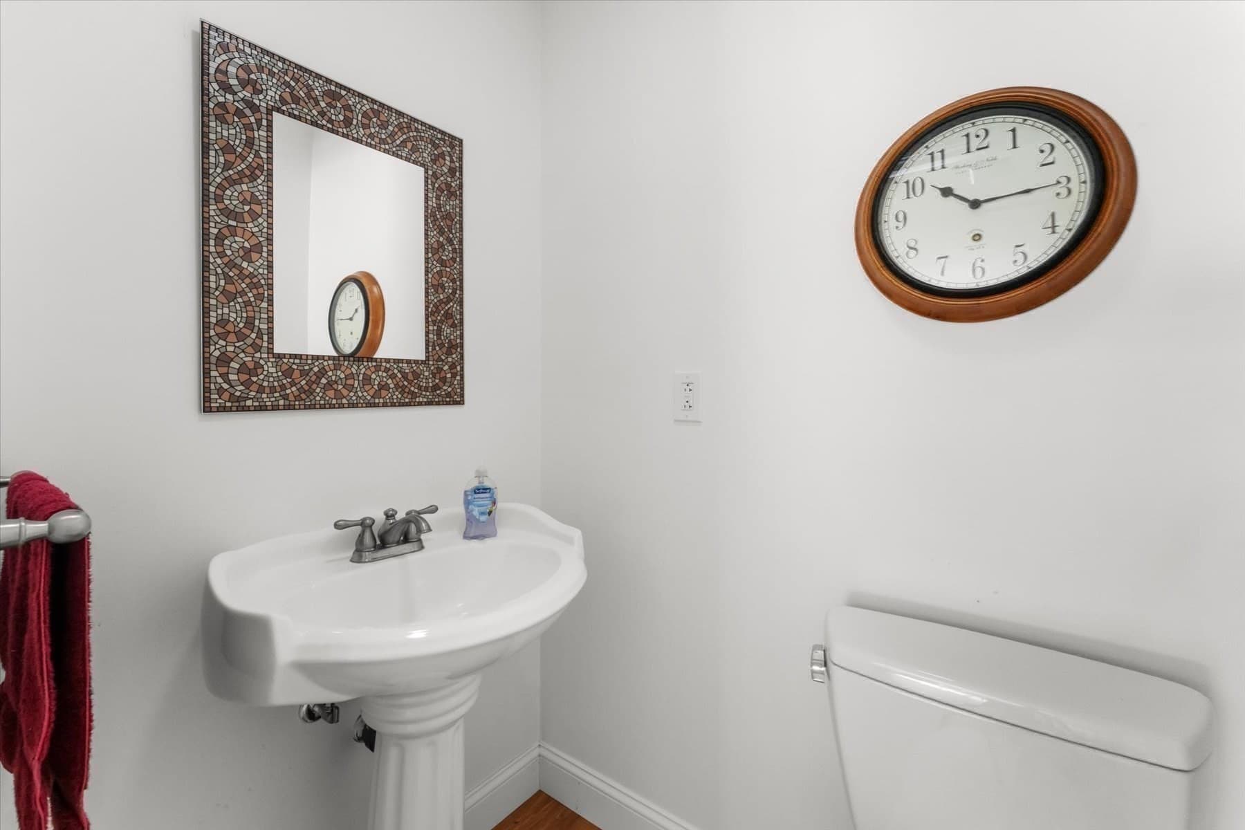 Single Family Residence at 136 Main St, Hatfield MA 01038, photo 20 of 41
