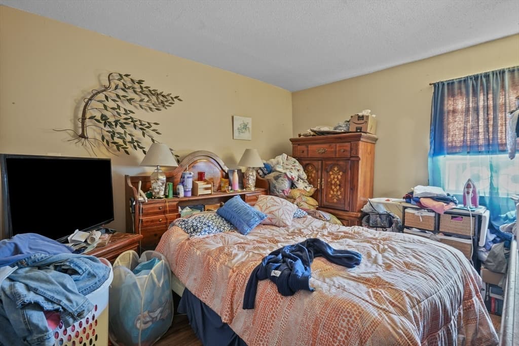 1792 Pleasant St, Fall River MA 02723 photo 6