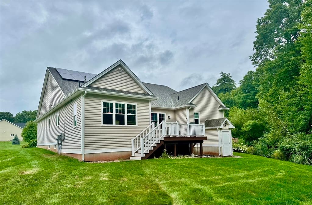 12 Copley Cir # 12, Enfield CT 06082 photo 5