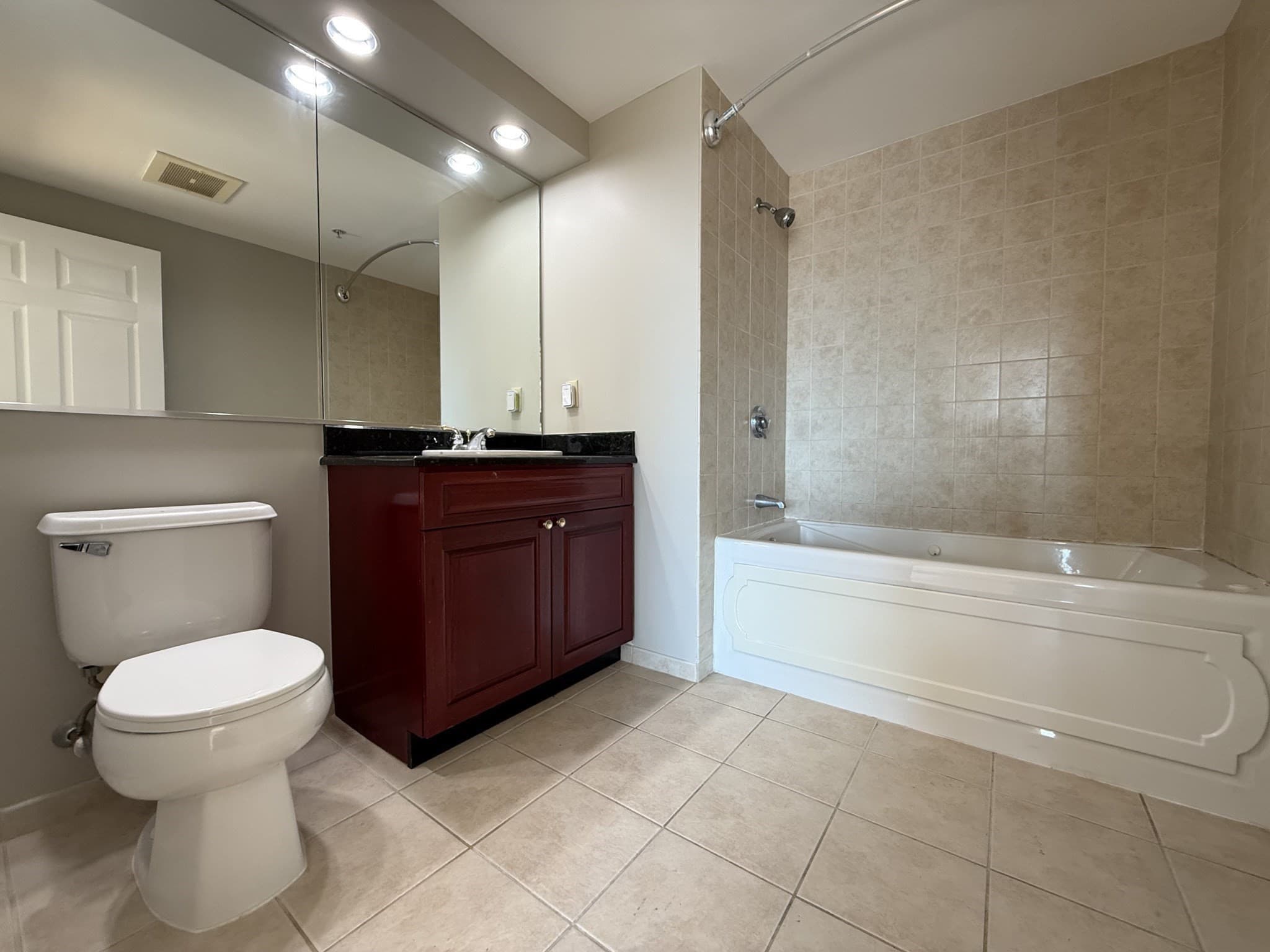 Condominium at 1 Nassau # 1705, Boston MA 02111, photo 23 of 36