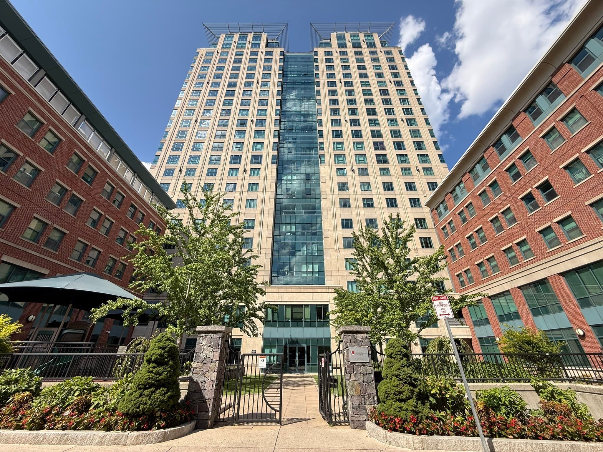 1 Nassau # 1705, Boston MA 02111