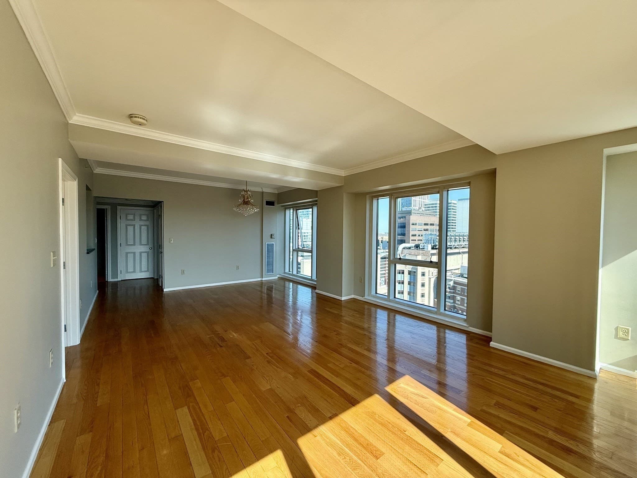 Condominium at 1 Nassau # 1705, Boston MA 02111, photo 5 of 36