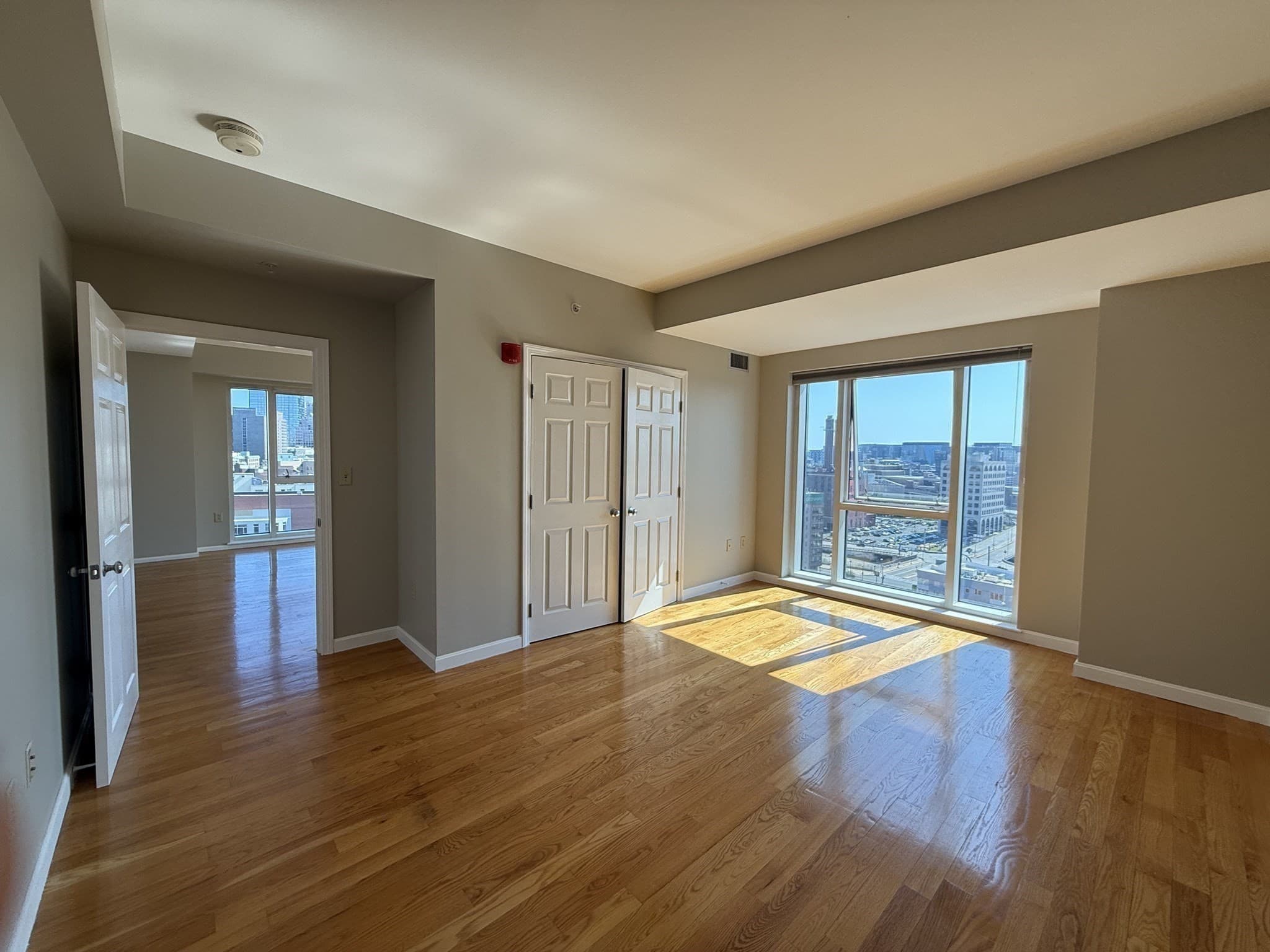 Condominium at 1 Nassau # 1705, Boston MA 02111, photo 20 of 36