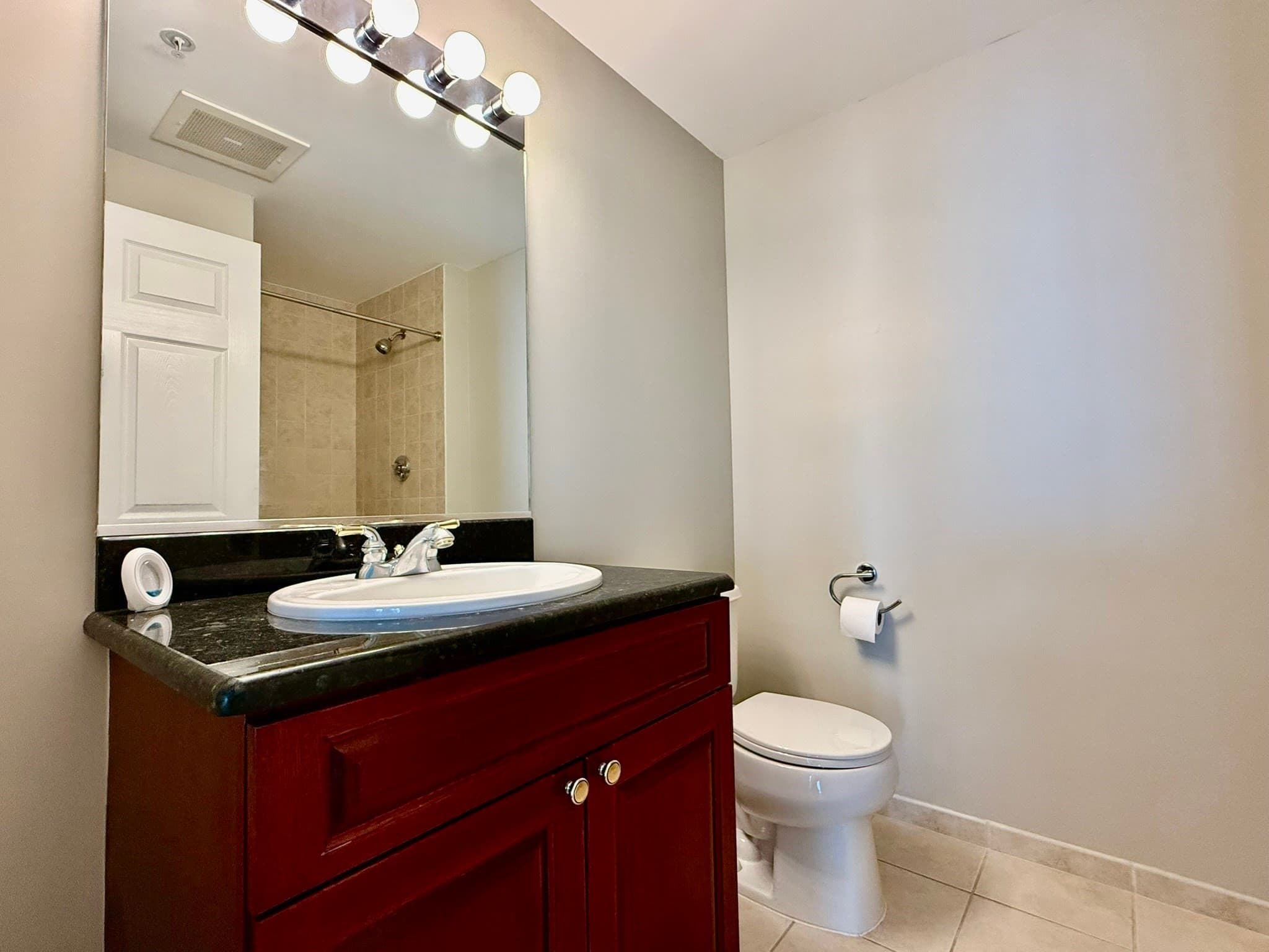 Condominium at 1 Nassau # 1705, Boston MA 02111, photo 24 of 36